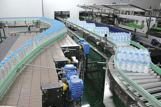 SS304 βιομηχανικά συστήματα μεταφορέων για τη μηχανή πλήρωσης μπουκαλιών νερό